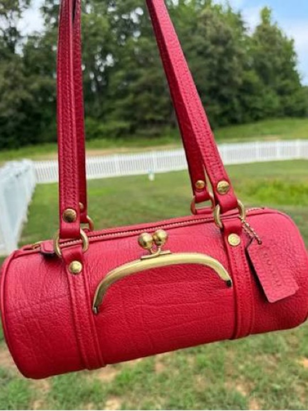 Coach Kisslock Barrel Bag 28 🍒